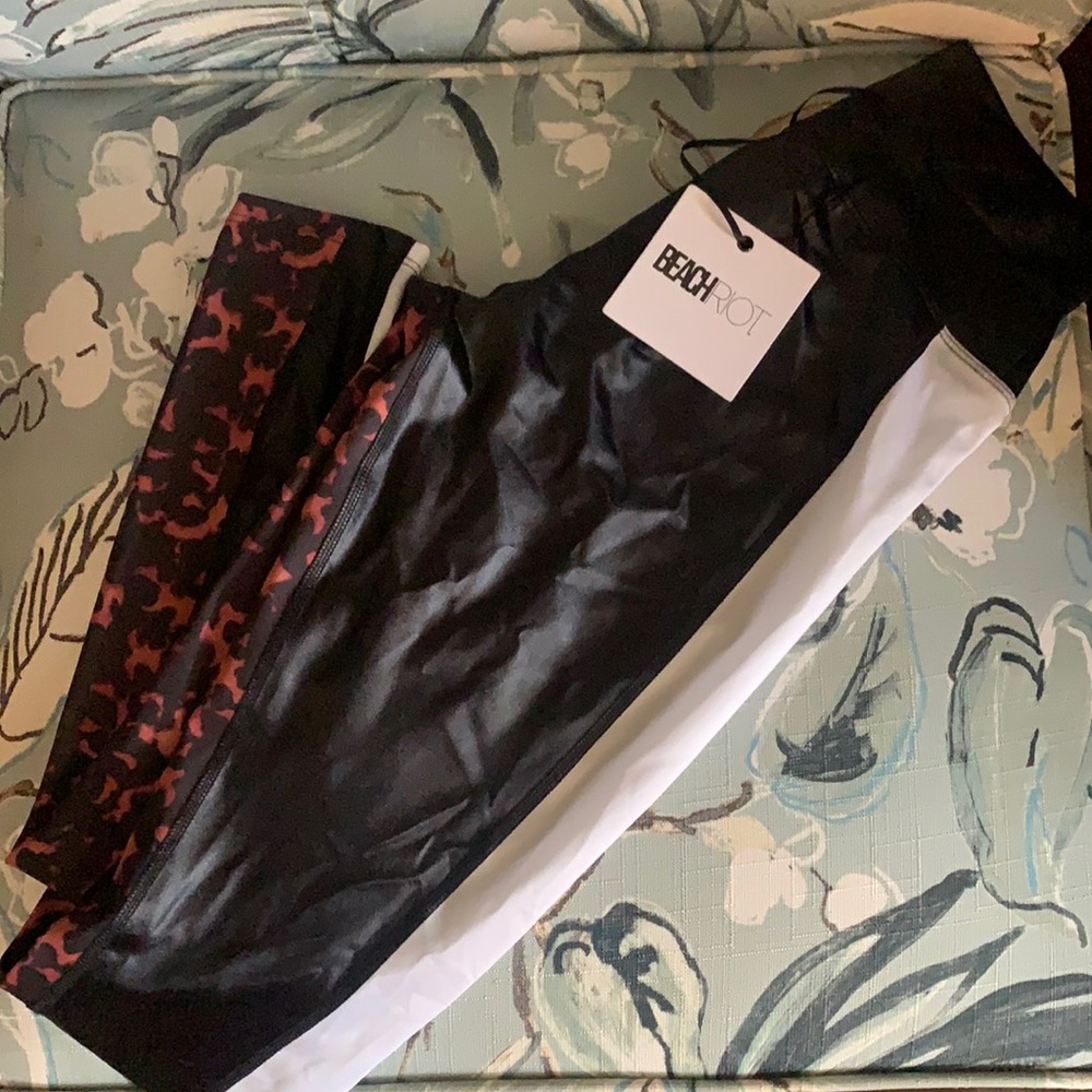 Beach Riot Torte Legging